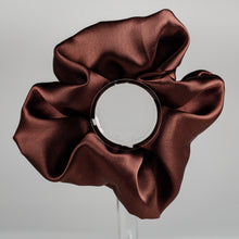 Load image into Gallery viewer, Luxe - 100% Mulberry Silk Scrunchie
